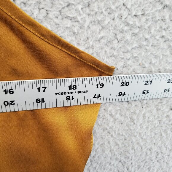 Ettitude Womens Sateen Cami Bamboo Gold Pullover V neck Adjustable Strap L New - Picture 3 of 7